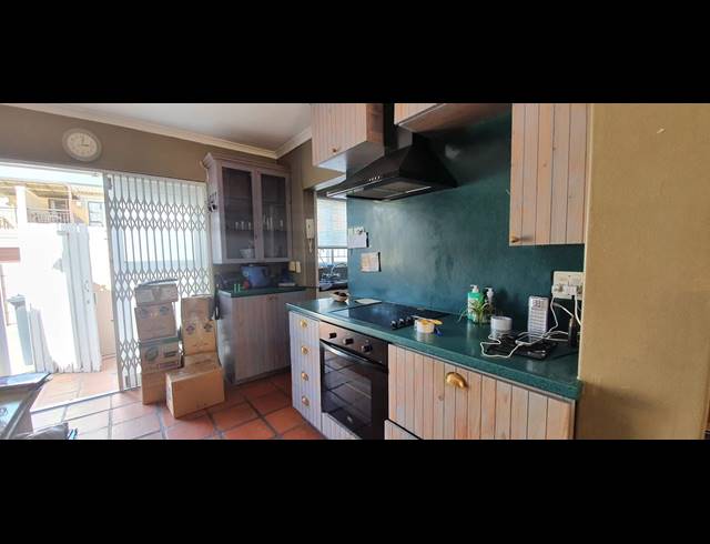 3 BEDROOM MAISONETTE TO LET IN BLOUBERGRANT